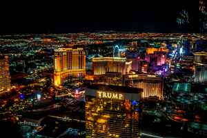 Fly & Dine Luxury Night Out Helicopter and Las Vegas Food Tour